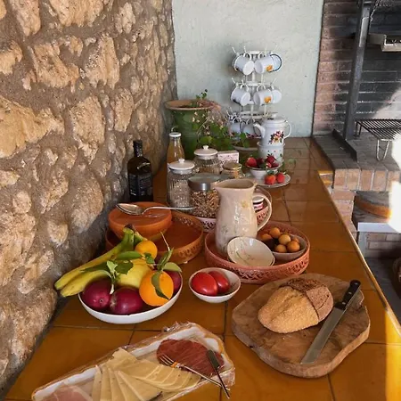 Mas Feliu Turismo Rural Bed & Breakfast *